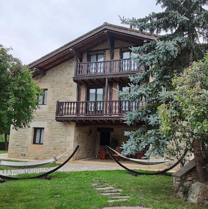 Chalet para 8 personas, con Terraza y Jacuzzi además de Jardín y Piscina en Reserva de la Biosfera de Urdaibai - 2
