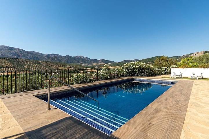 Villa pour 8 personnes, avec jardin - 1