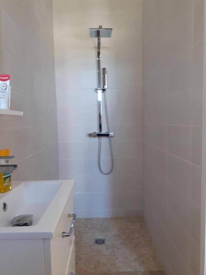 Gîte pour 2 personnes, avec piscine ainsi que vue et jardin à Chenac-Saint-Seurin-d'Uzet - 3