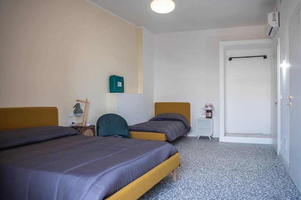 B&B U'Panare, in Taranto's historic center a structure reminiscent of home in Taranto, Gulf of Taranto