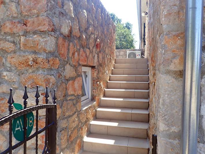 Apartamento entero, Apartamento de vacaciones para 4 personas con terraza in Starigrad, Region de Zadar