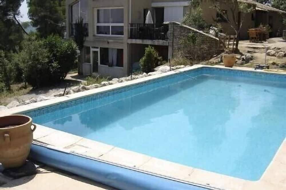 Ganze Wohnung, Einzelne große T2 New Near Manosque Golf 18 Löcher klassifiziert 4 logis de f in Pierrevert, Regionaler Naturpark Luberon