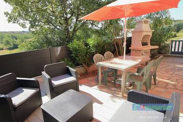 Gîte pour 3 personnes, avec terrasse à Balazuc