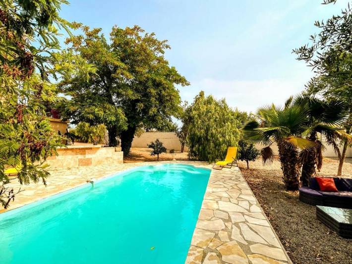 Location de vacances pour 8 personnes, avec Balcon et Jardin à Saint-Nazaire-d'Aude
