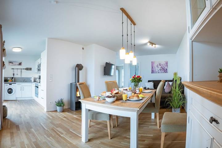 Ferienwohnung für 4 Personen, mit Terrasse und Garten sowie Sauna