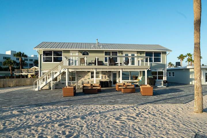 Hotel for 16 people, with garden in Cocoa Beach