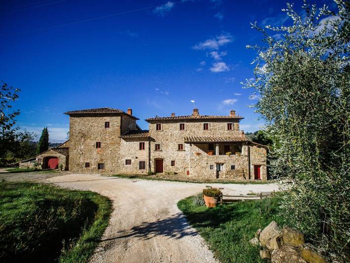 Agriturismo per 8 persone, con giardino e piscina a Pelago
