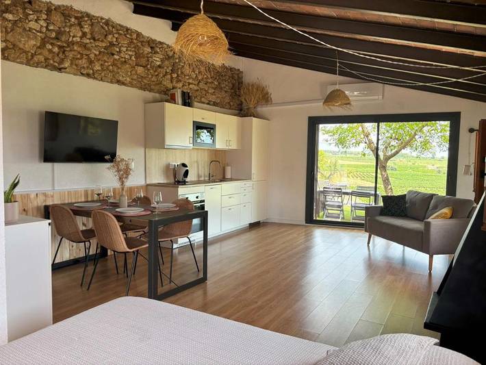 Casa rural para 3 personas, con Terraza además de Jardín y Vistas en San Jaime dels Domenys