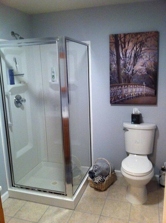 Makelloses, geräumiges Luxus-Chalet mit 5 Schlafzimmern und 3 Bädern für 14+ Personen in Masthope, Pike County