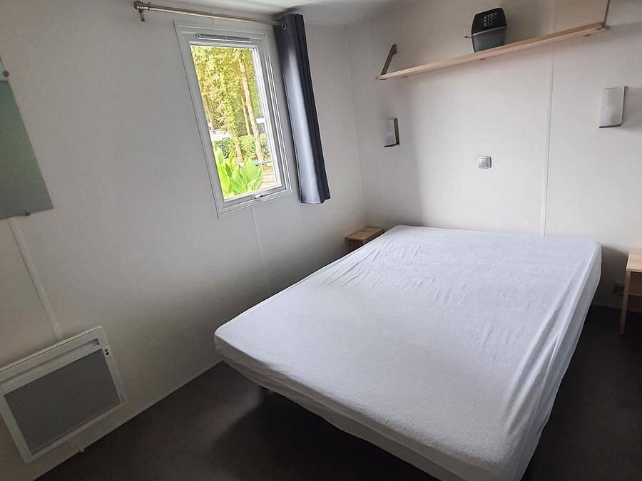 Camping du Bois de Beaumard - Mobilhome 4 personnes - Vip - 29 m² - 2 chambres - Terrasse double + Spa (2 adultes maximum ou famille) in Pontchâteau, Région de Saint-Nazaire