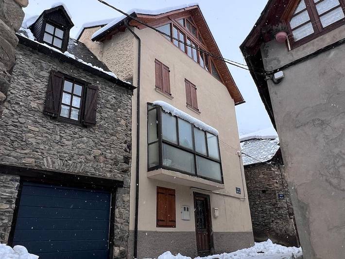 Casa rural para 6 personas, con balcón y vistas en el Valle de Aran - 2