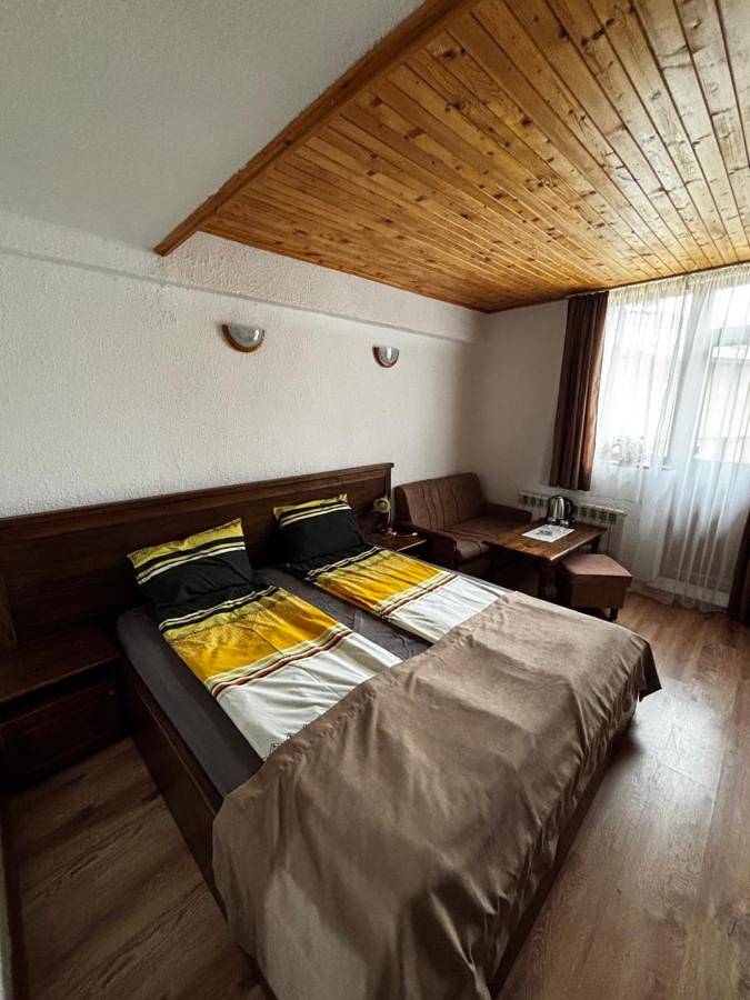 Hôtel pour 3 personnes, avec vue sur le lac et jardin ainsi que sauna et vue dans Bansko - 2