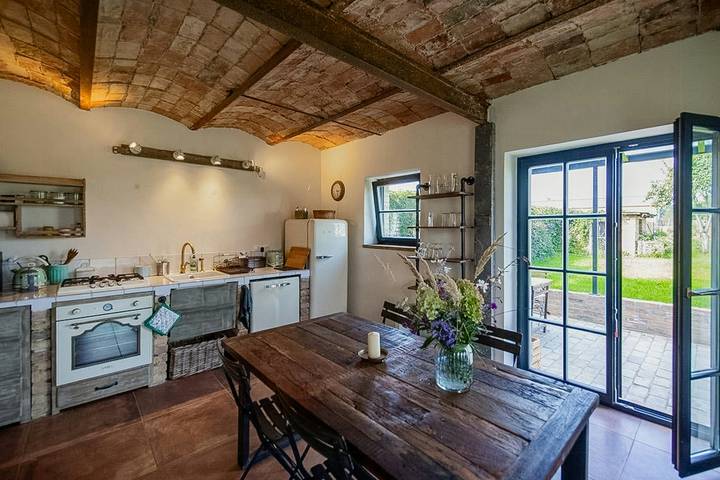 Ferienwohnung für 4 Personen, mit Terrasse und Garten in Beelitz