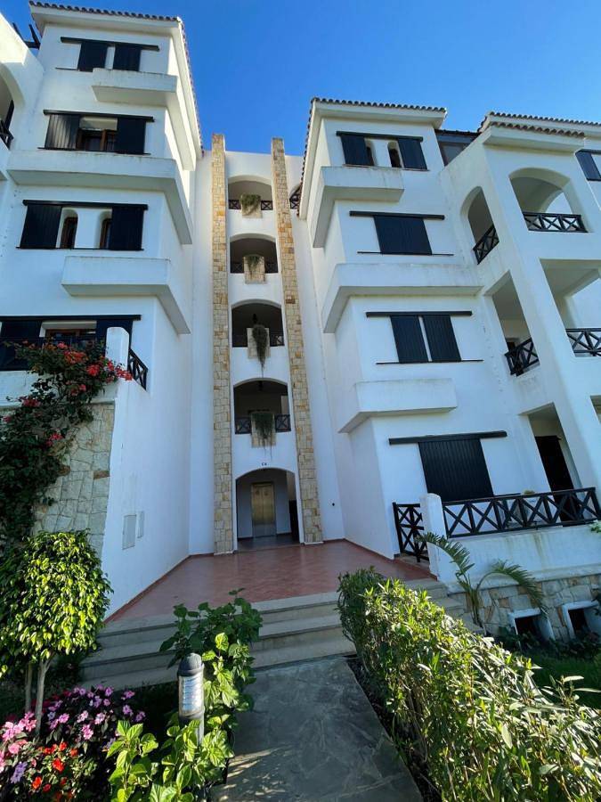 Gîte pour 9 personnes, avec bassin pour enfant et jacuzzi ainsi que jardin et piscine à M'diq - 2