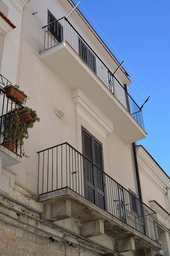 Gîte pour 3 personnes, avec Balcon ainsi que Terrasse et Vue à Minervino Murge - 4
