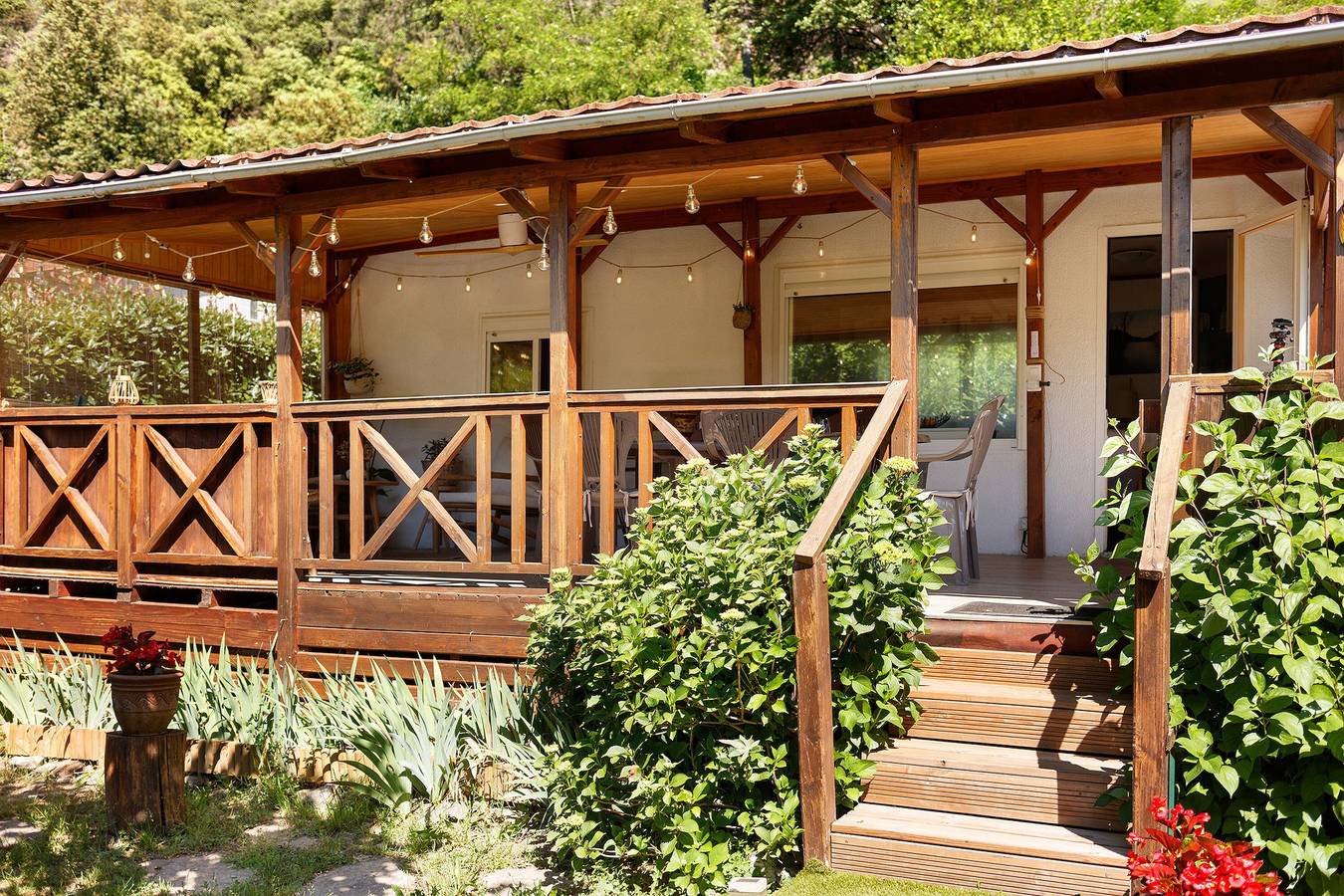 Chalet bungalow 2 chambres 5 personnes dans les Cévennes in Saumane, Parc national des Cévennes