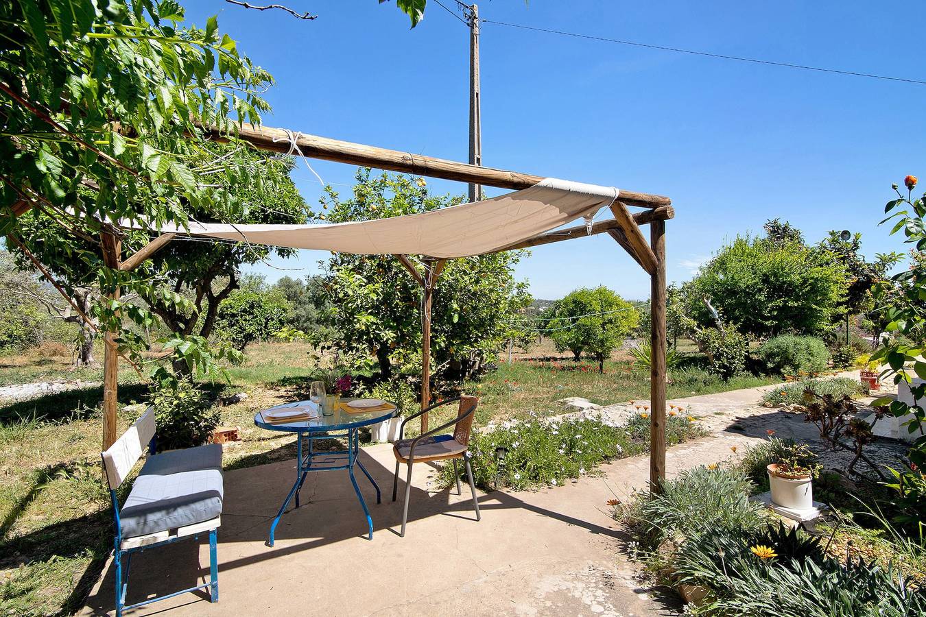 Holiday Home 'Bela Vista Retreat- Jasmin' with Sea View, Wi-Fi and Air Conditioning in Moncarapacho, Parque Natural da Ria Formosa