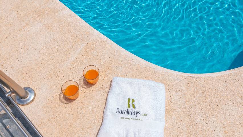 Villa für 6 Personen, mit Balkon/Terrasse, mit Haustier in Torrox - 3