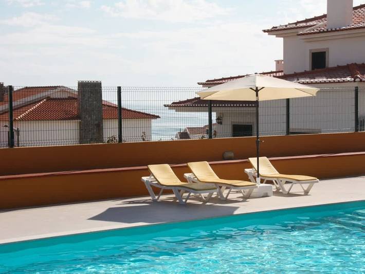 Location de vacances pour 2 personnes, avec jardin et piscine, adapté aux familles à Lourinhã - 4