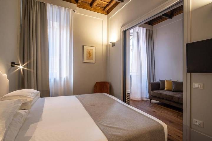 Apartahotel para 5 personas, con terraza en Roma