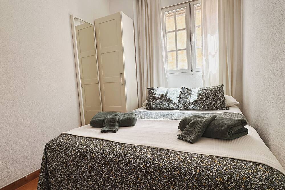 Amazing House At The Historical City Center, Solarium Terrace & Patio in Malaga Centro Historico, Malaga