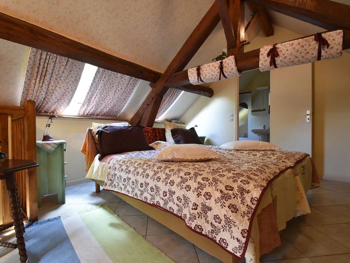 Ferienhaus in Onlay mit Terrassenblick in Onlay, Naturpark Morvan