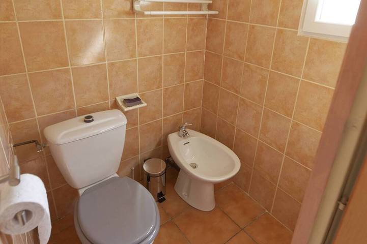 Gîte pour 4 personnes, avec jardin et piscine à Villecroze - 4