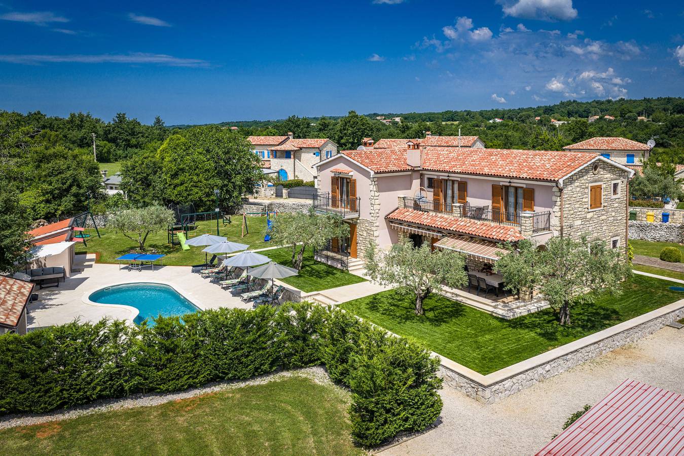 Casa vacanza a Radetići a partire da 275€ a notte