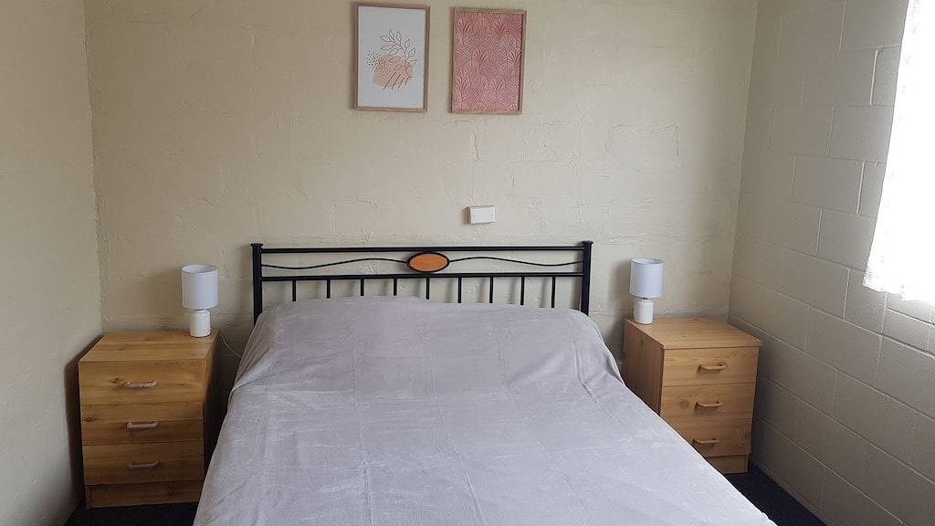 Holiday Home for 7 People in Hat Head, New South Wales