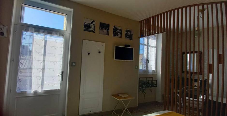 Location de vacances pour 2 personnes, avec jardin et piscine, animaux acceptés à Beaune - 2