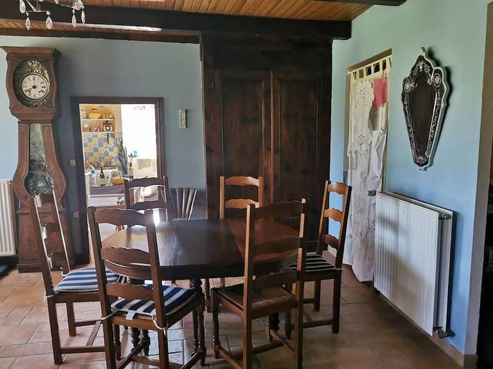 Location de vacances pour 13 personnes, avec jardin et vue à Allanche - 4