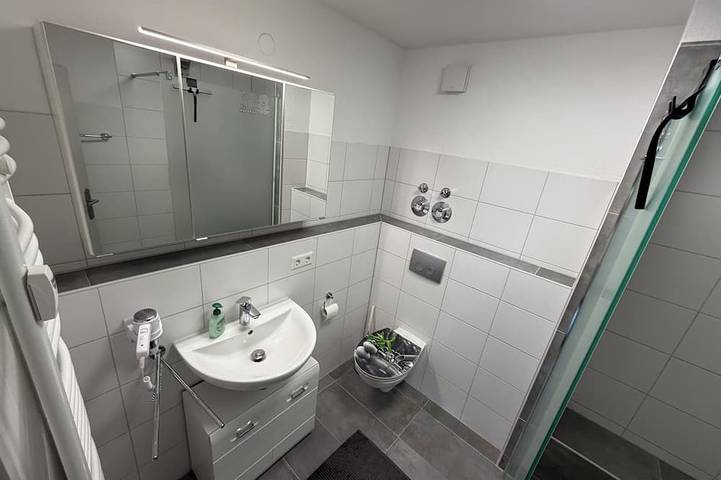 Ganze Wohnung, Stadtnah & Ruhig mit Terrasse: Wöschhalde Villingen in Villingen-Schwenningen, Mittlerer Schwarzwald