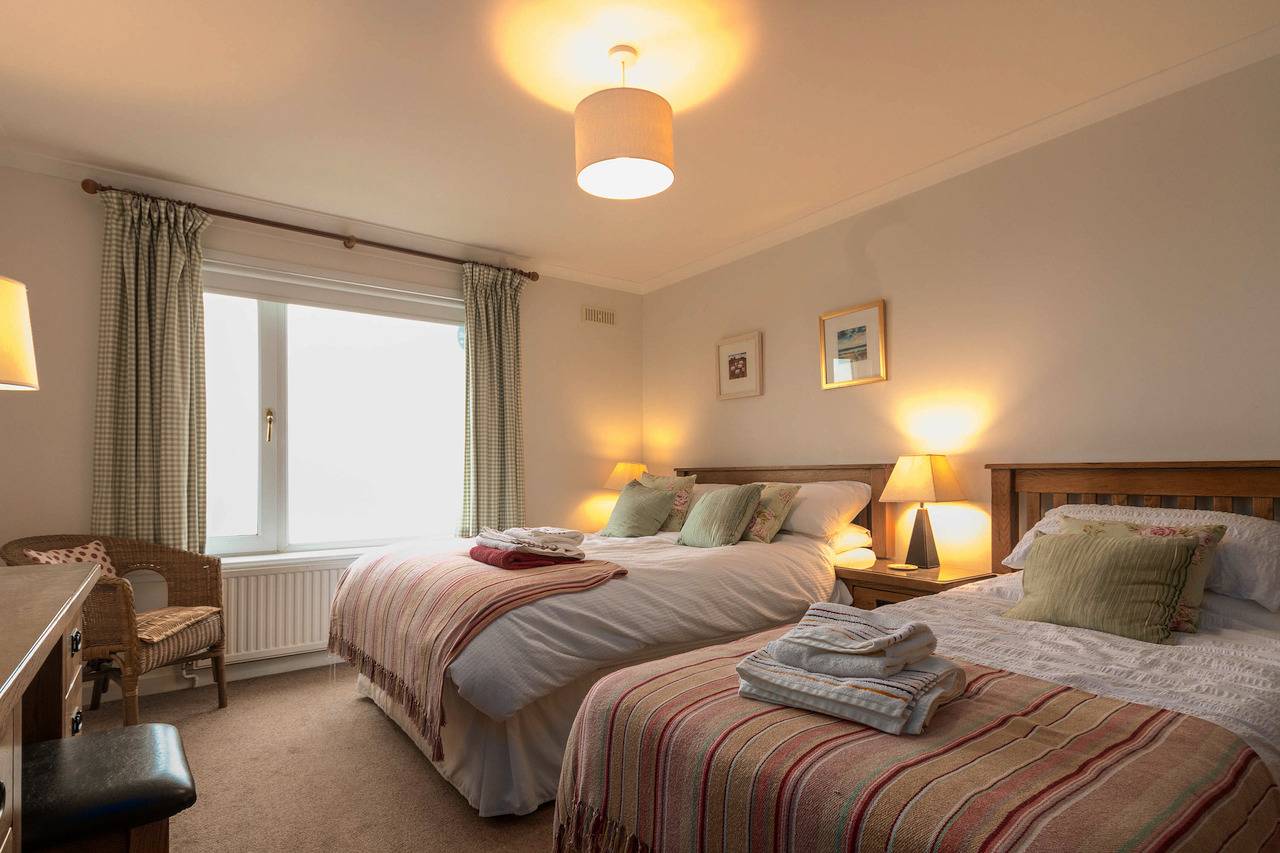 Entire holiday apartment, Beachview-Holiday Flat 2- Sleeps8 in Lossiemouth, Moray