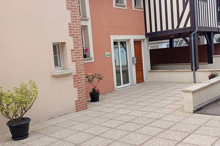 Appartement entier, Il fait bon vivre dans cette résidence au cœur de Honfleur. in Honfleur, Région de Lisieux