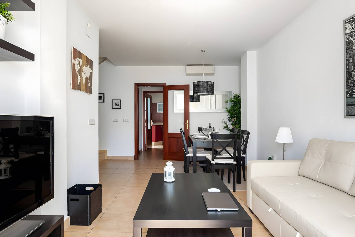 Casa moderna "Casa Ignacio" con piscina, piscina infantil, terrazas y Wi-Fi in Vejer de la Frontera, Costa de la Luz