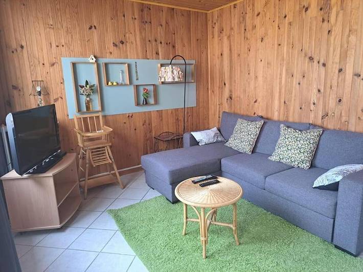 Location de vacances pour 3 personnes, avec jardin à Pont-de-l'Arche