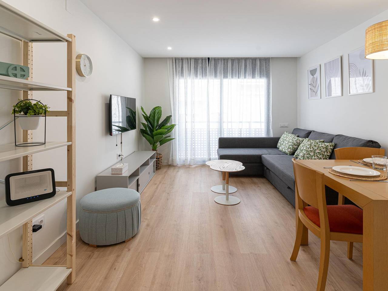 Ganze Ferienwohnung, Ferienwohnung für 4 Personen mit Pool in Barcelona Zentrum, Barcelona