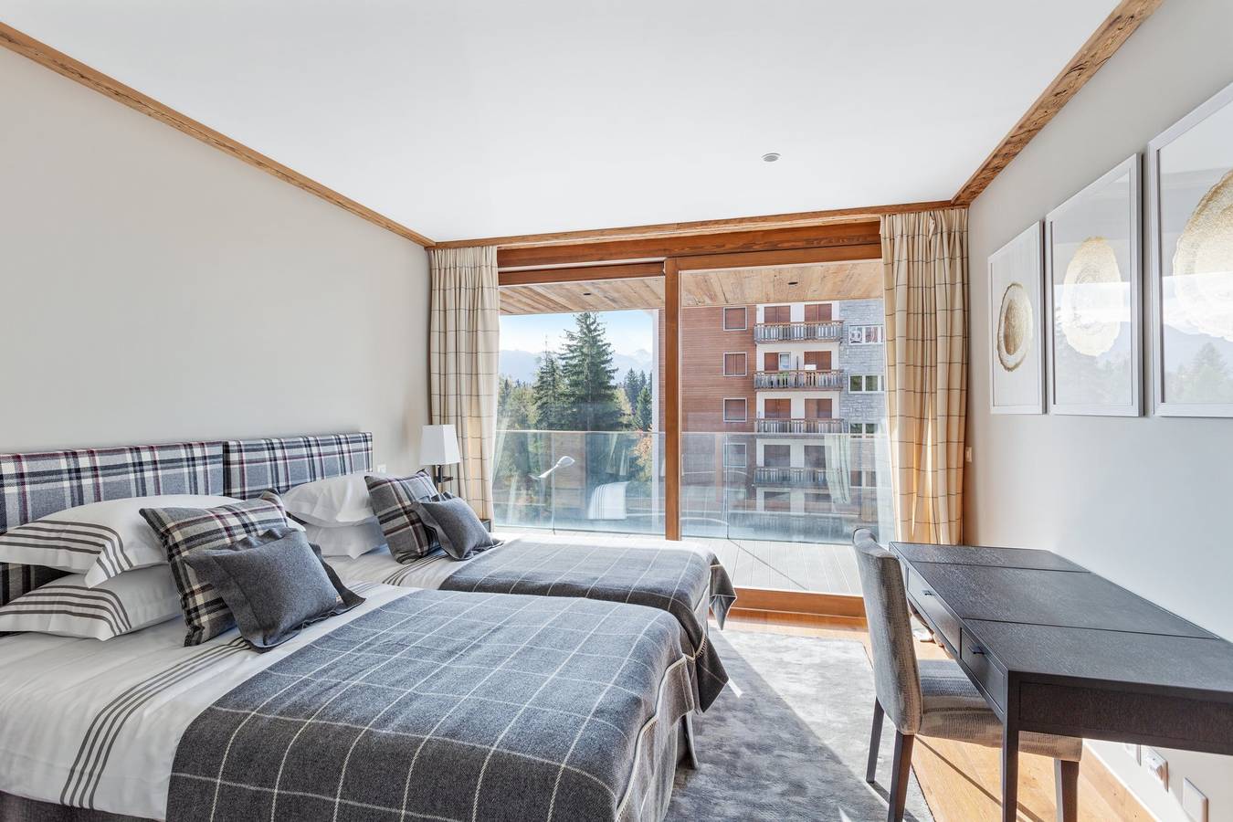 Ganze Wohnung, Luxuriöse 3-Zimmer-Wohnung Crans Montana - Von Mrs Miggins in Crans-Montana, Sion - Sierre & Umgebung