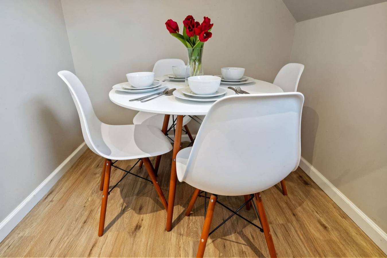 Apartamento entero, Cozy Winter 2 Br Near Nyc | Parking, Wifi & Wfh in East Orange, Condado de Essex (NJ)