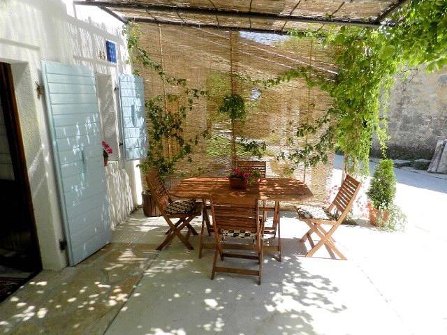 Ferienhaus für 6 Personen, mit Ausblick und Garten sowie Terrasse in Kroatien - 2