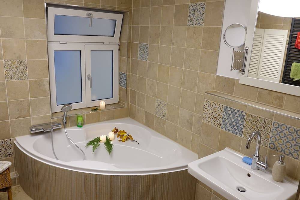 Ganze Wohnung, Urgemütliche Ferienwohnung im Eg in Bad Schandau/Krippen in Krippen, Bad Schandau