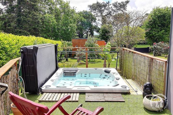 Location de vacances pour 2 personnes, avec jacuzzi et jardin à Erquy - 4
