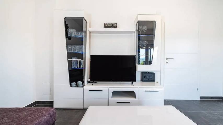 Ferienhaus für 6 Personen, mit Pool und Terrasse, mit Haustier in Maslenica - 3