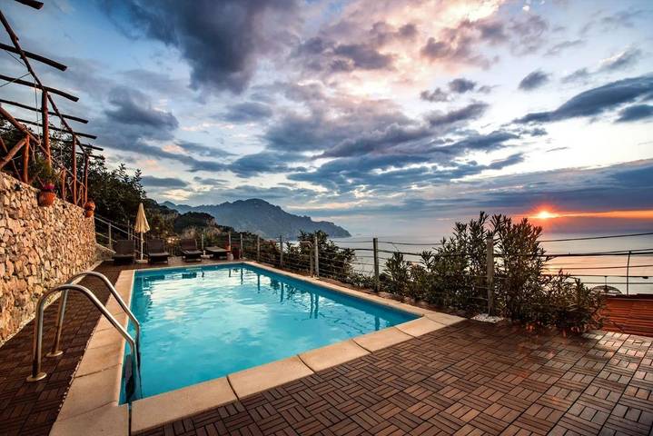 Villa pour 16 personnes, avec vue ainsi que jardin et piscine à Amalfi - 3