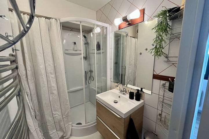 Gîte pour 4 personnes, avec balcon dans Plage du Perroquet - 4