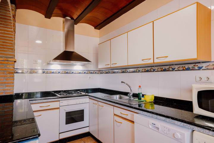 Country House 'Casa Alderete' with Mountain View, Wi-Fi and Air Conditioning in Caravaca de la Cruz, Murcia inland