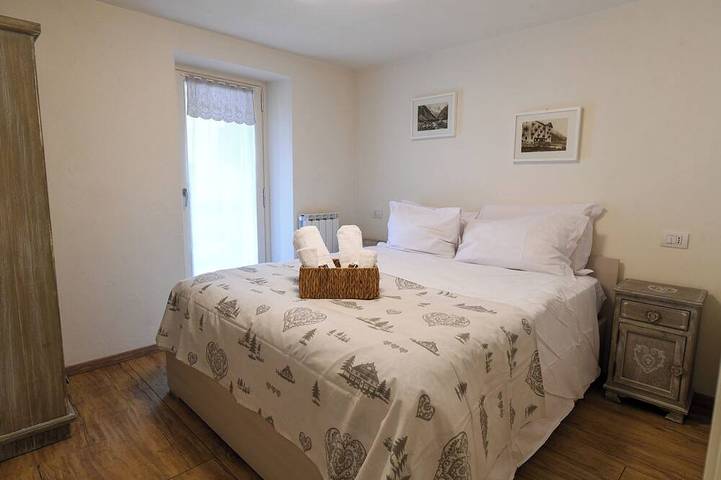 Appartamento intero, Sant'Orso Cozy Home in Cogne (bourg), Cogne