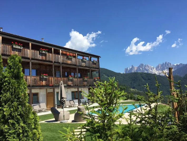Ferienwohnung für 5 Personen, mit Pool und Sauna sowie Garten und Ausblick, mit Haustier - 1