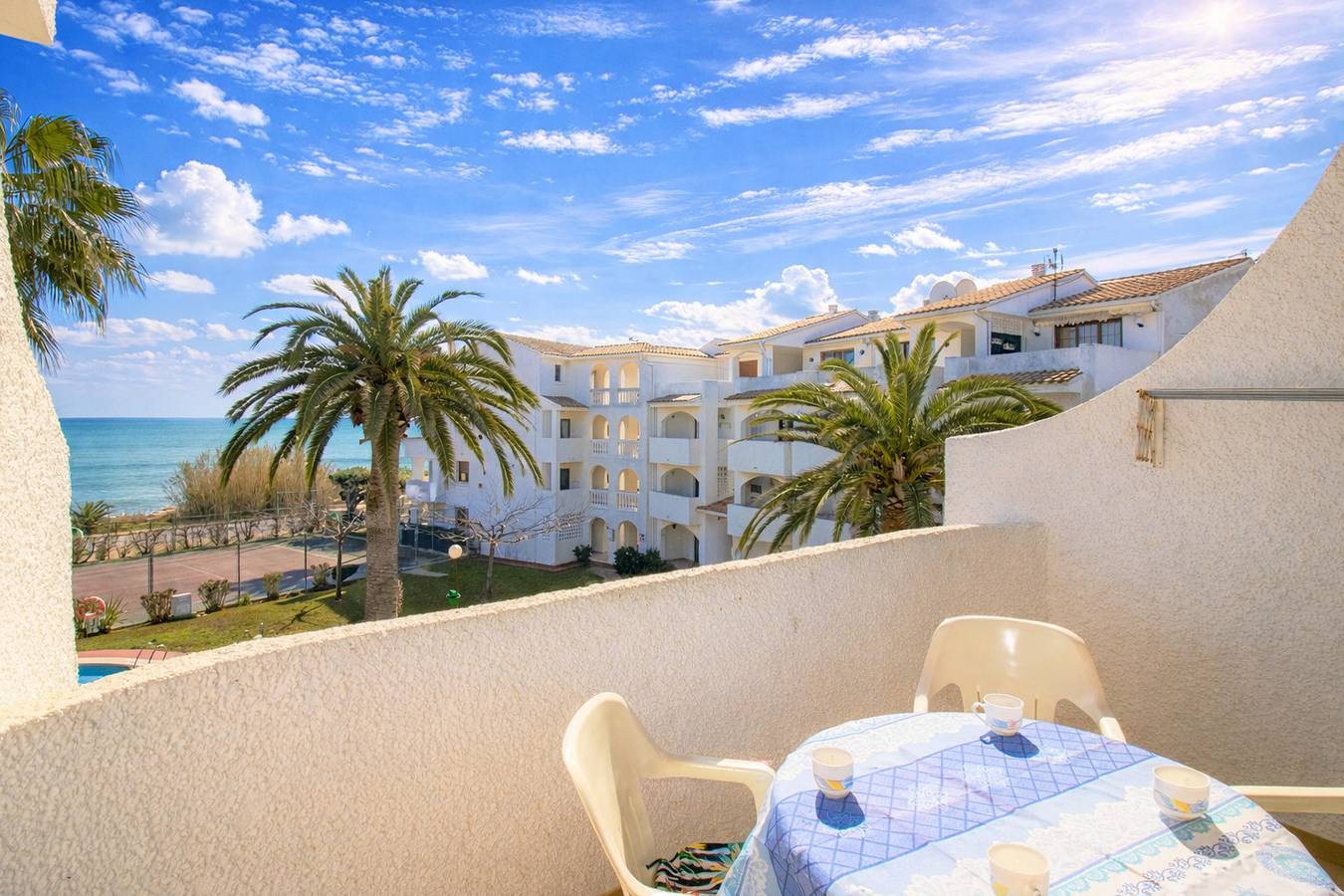 Appartement entier, Apartamento frente al mar con terraza Playa Romana in Alcossebre, Alcalà de Xivert