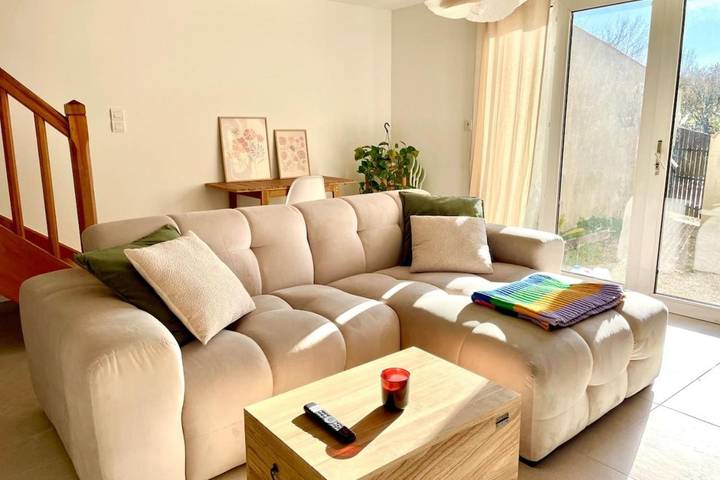 Maison de vacances pour 4 personnes, avec jacuzzi ainsi que jardin et terrasse